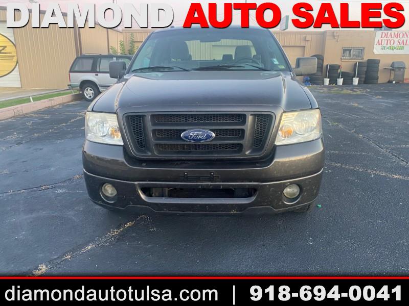 2006 Ford F-150 STX SuperCab 5.5-ft Box 2WD