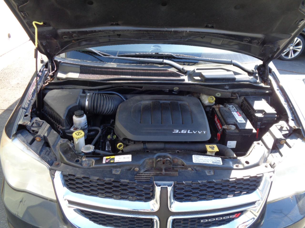 Dodge Grand Caravan SXT 2013