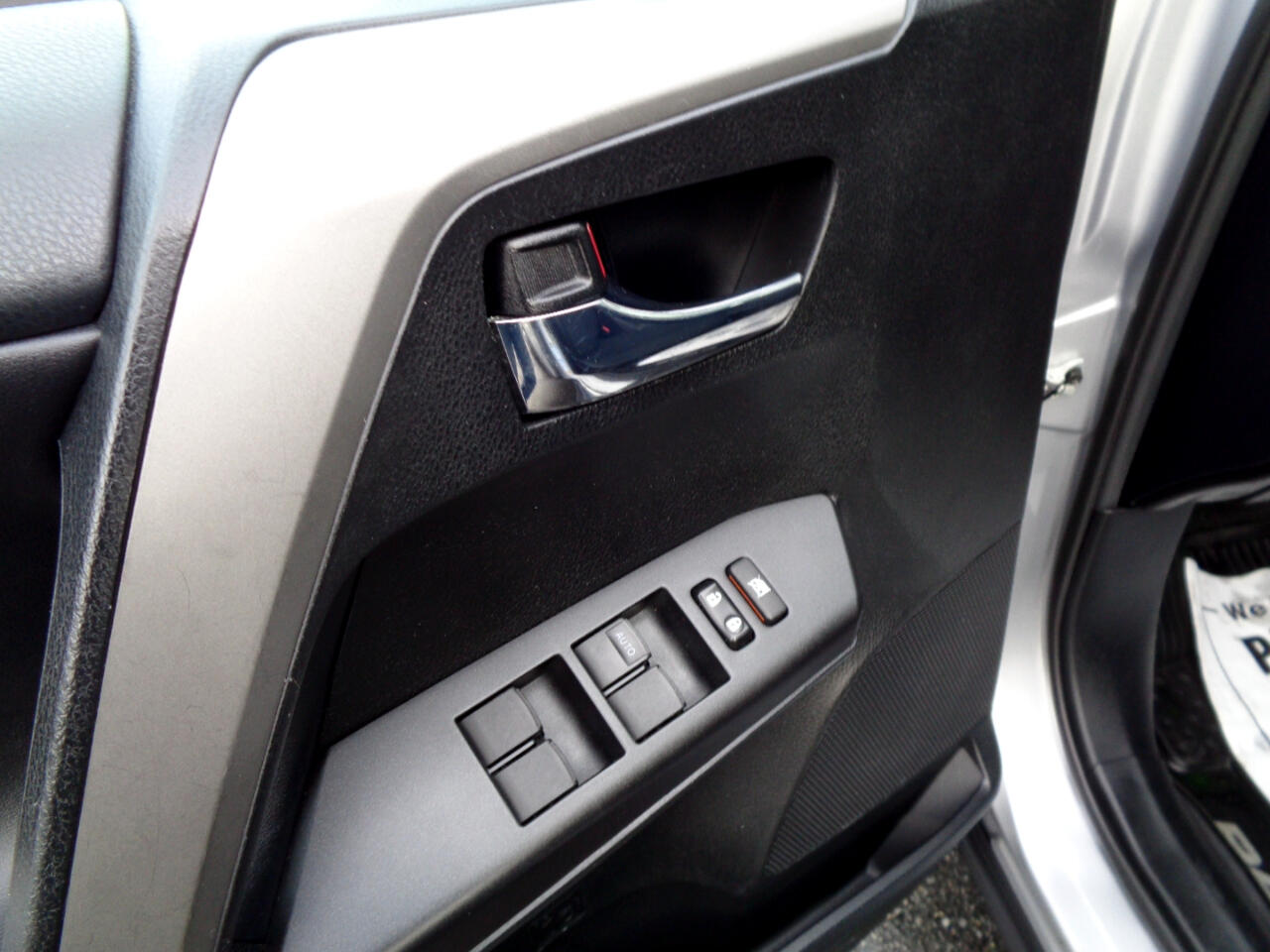 Toyota RAV4 XLE AWD 2017