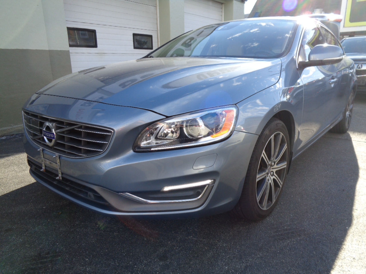 2017 Volvo S60 T5 Inscription Platinum