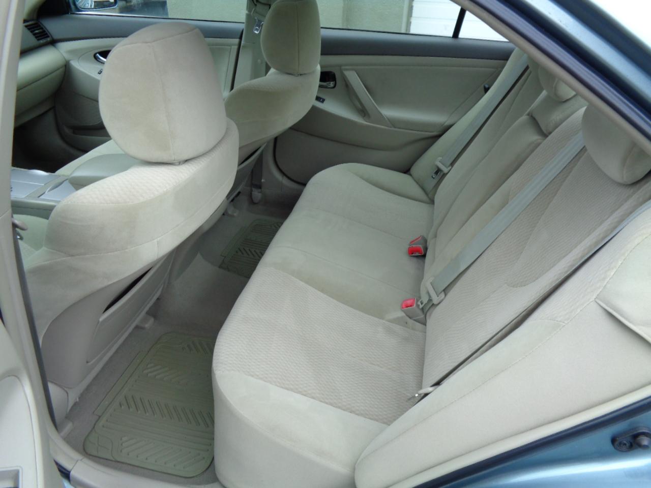 Toyota Camry  2010