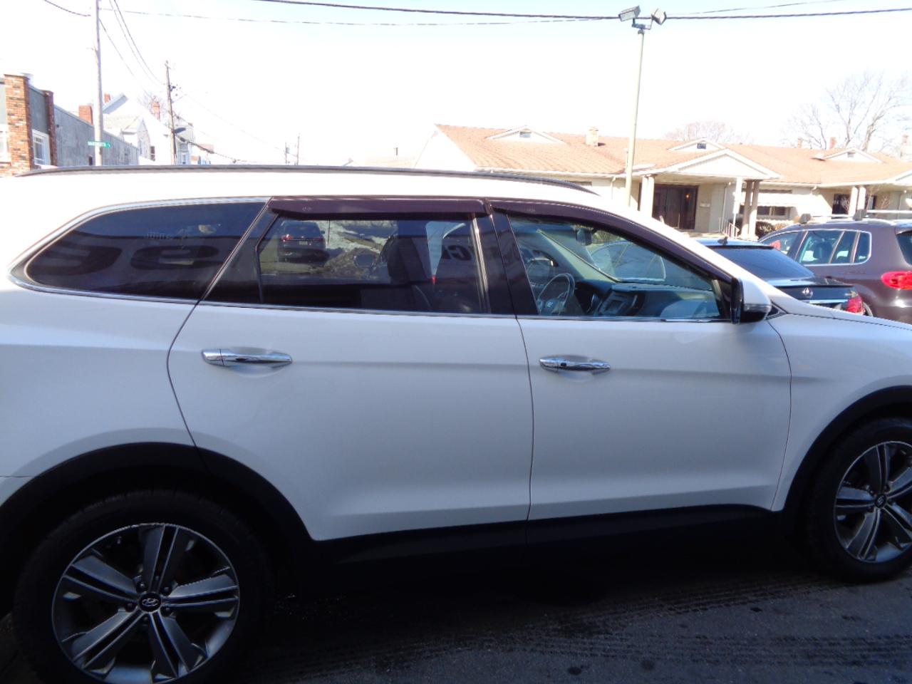 Hyundai Santa Fe GLS 4WD Auto V6 2015