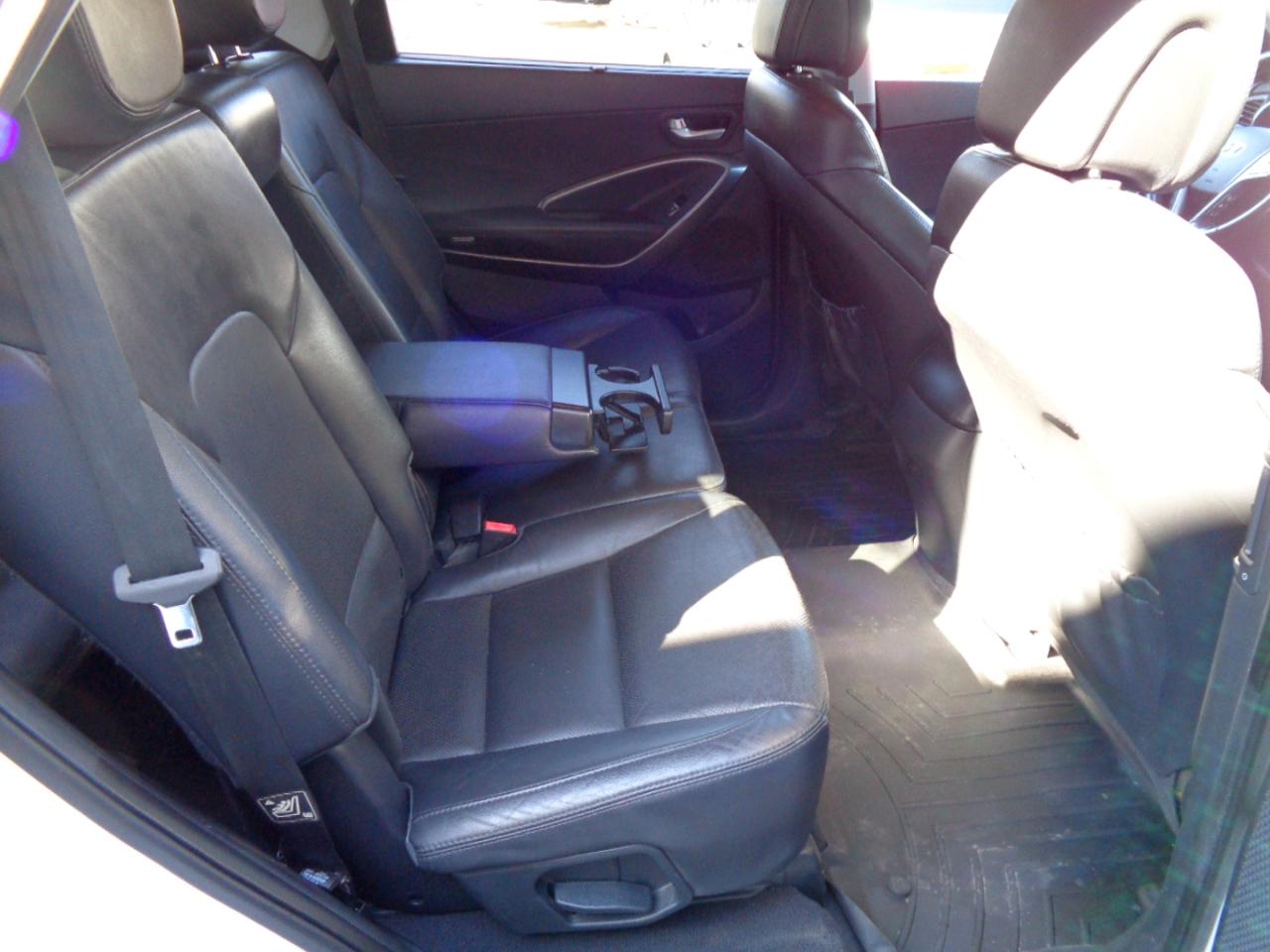 Hyundai Santa Fe GLS 4WD Auto V6 2015