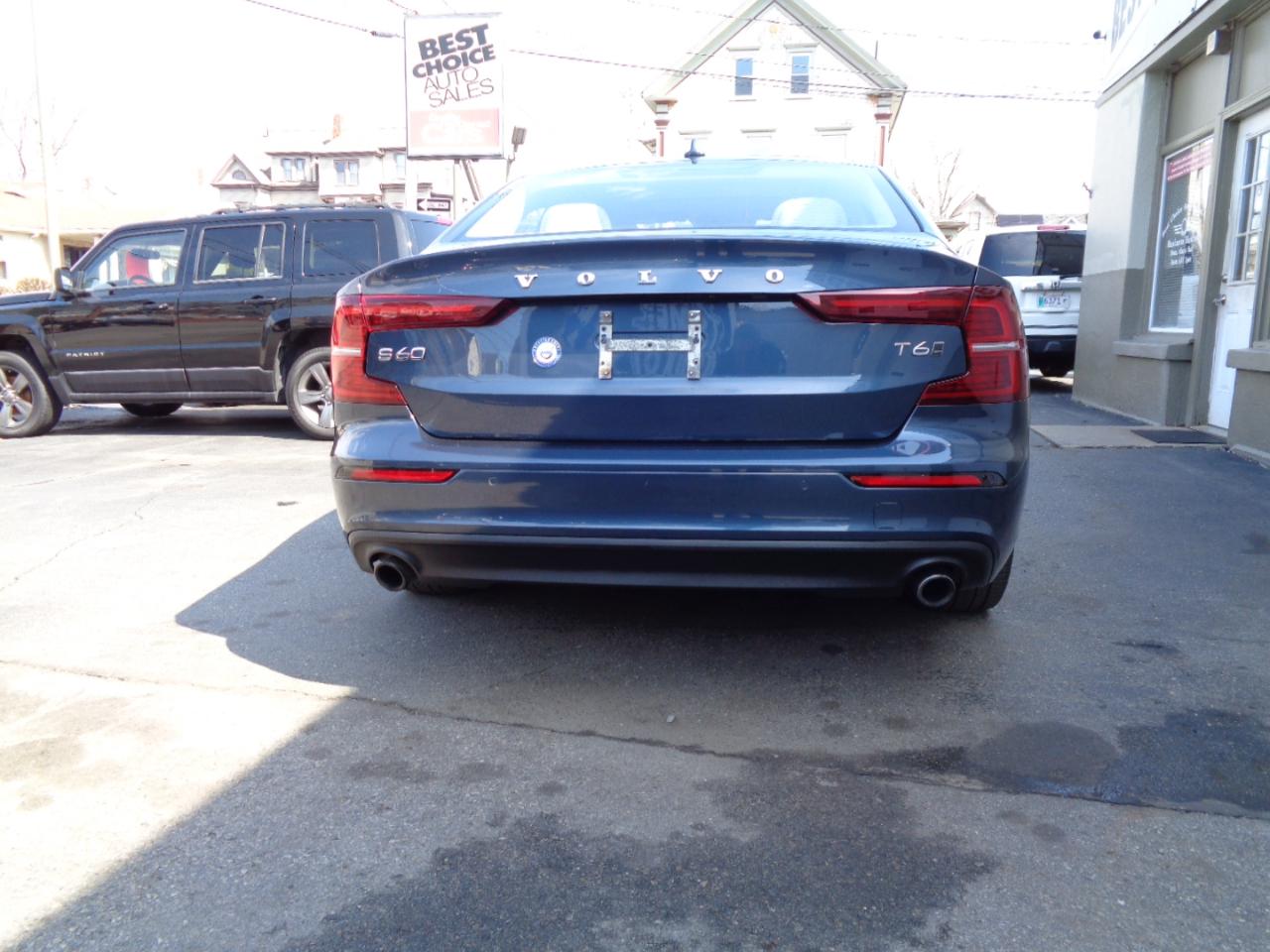 Volvo S60 T6 Momentum AWD 2019