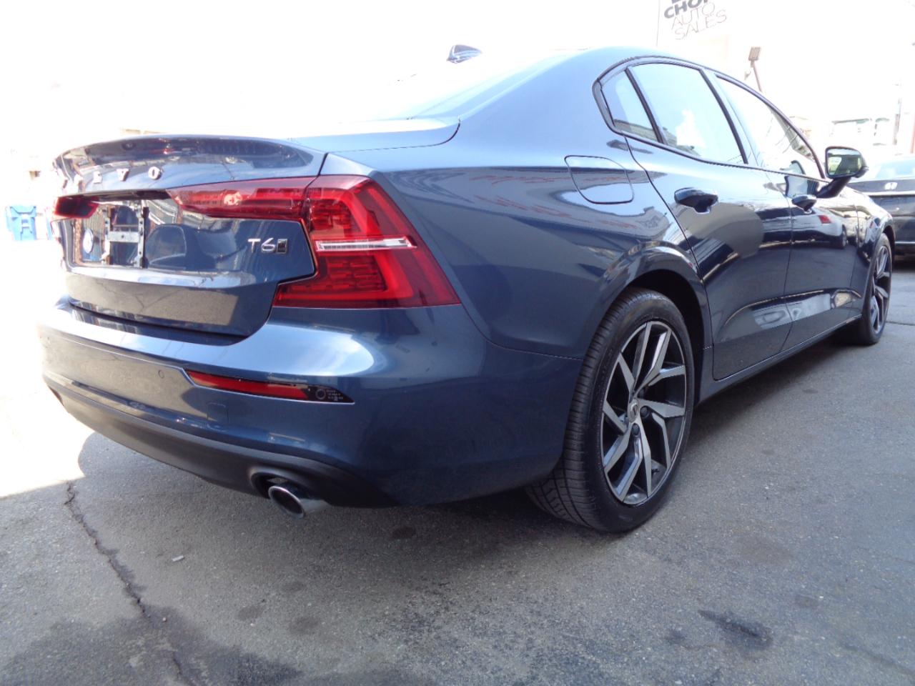 Volvo S60 T6 Momentum AWD 2019