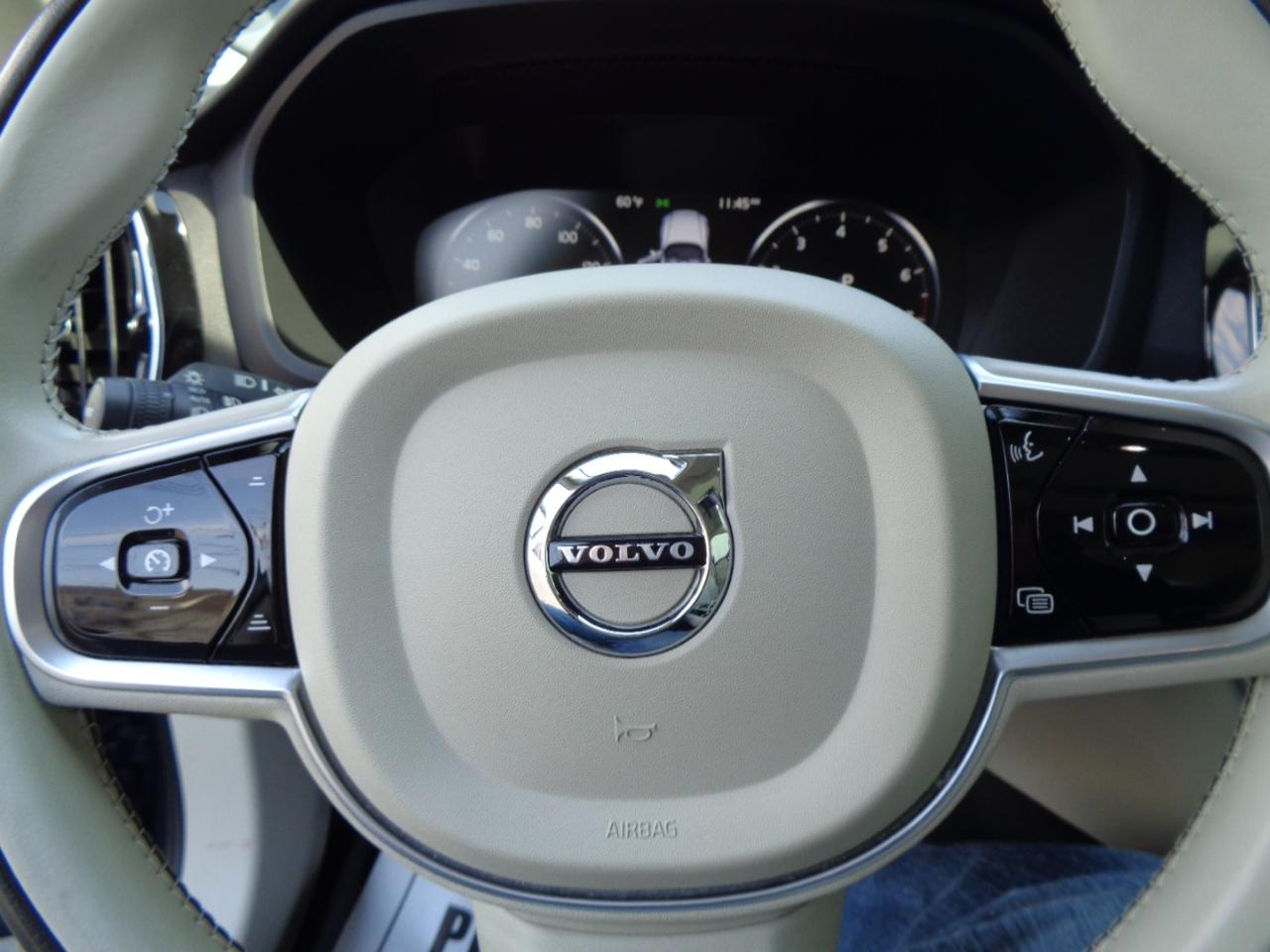 Volvo S60 T6 Momentum AWD 2019