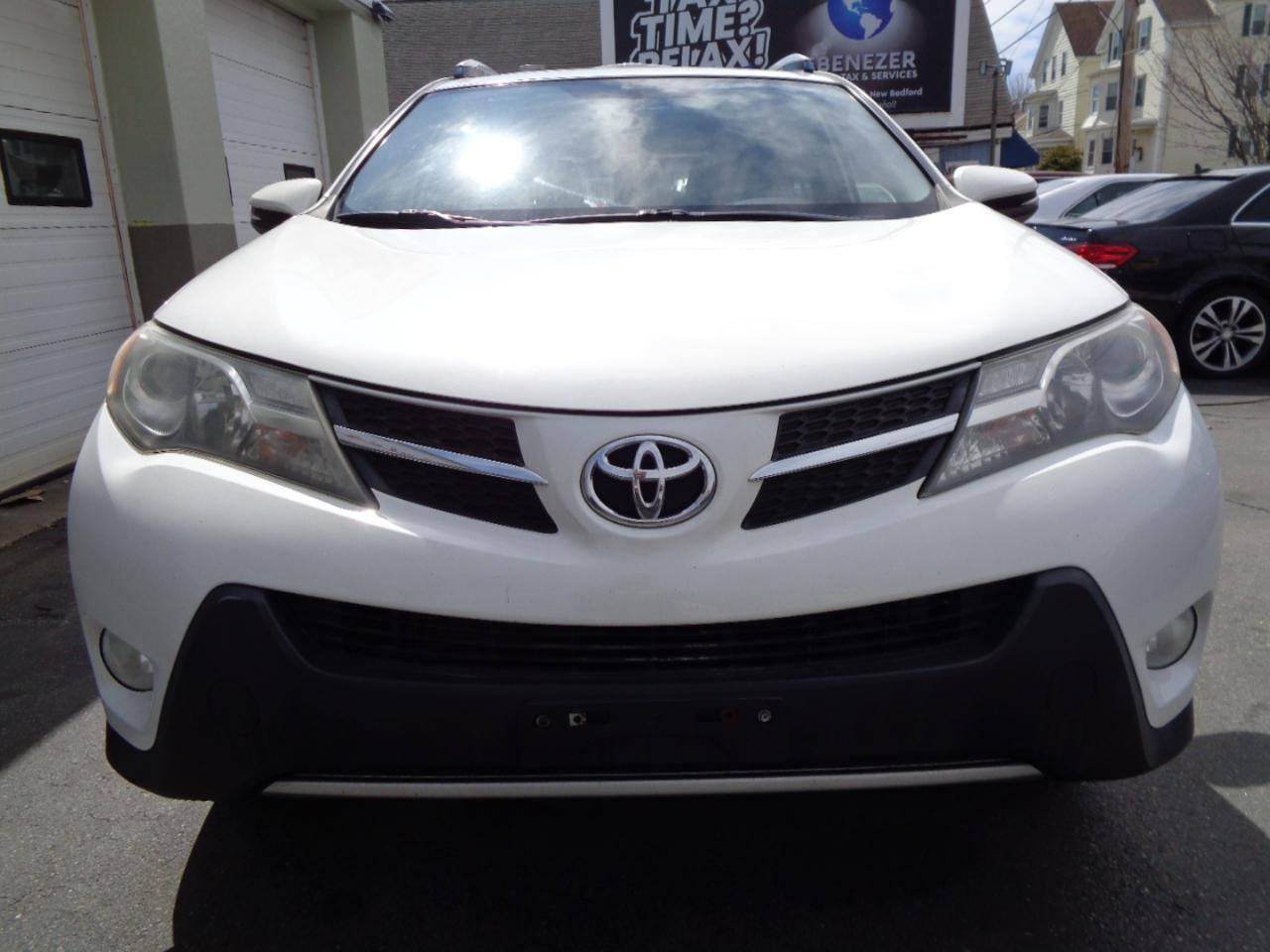 Toyota RAV4 XLE AWD 2015