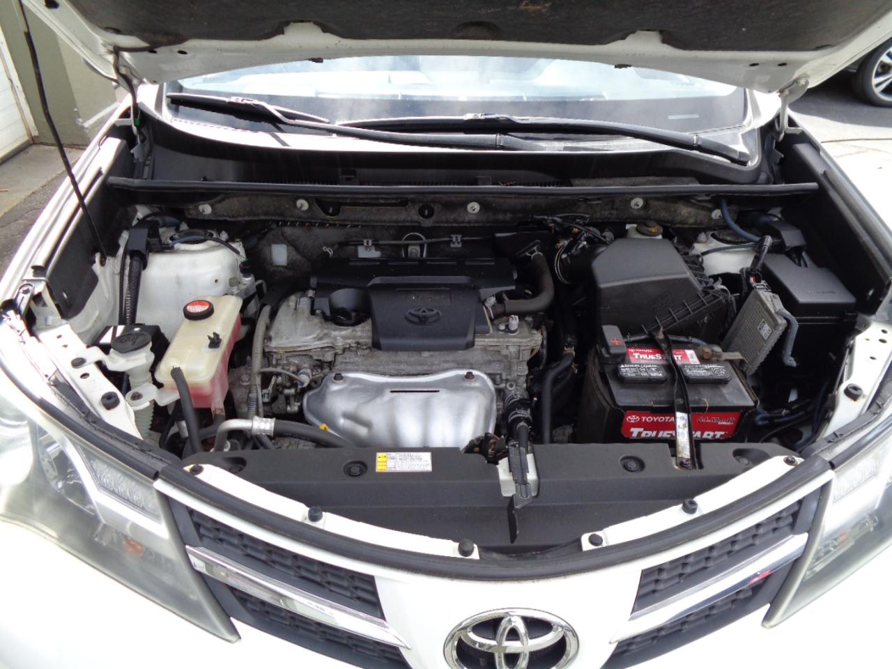 Toyota RAV4 XLE AWD 2015