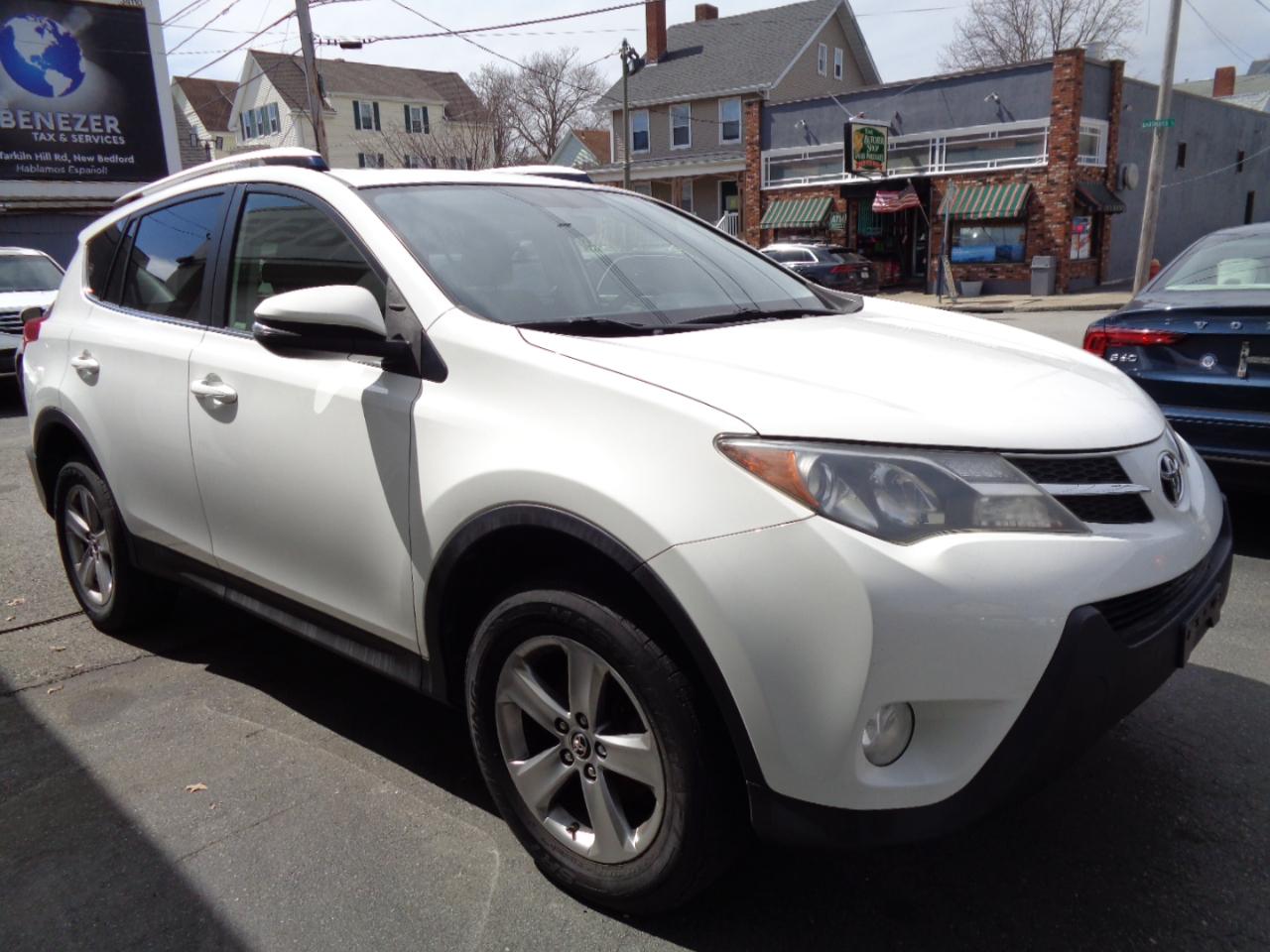 Toyota RAV4 XLE AWD 2015