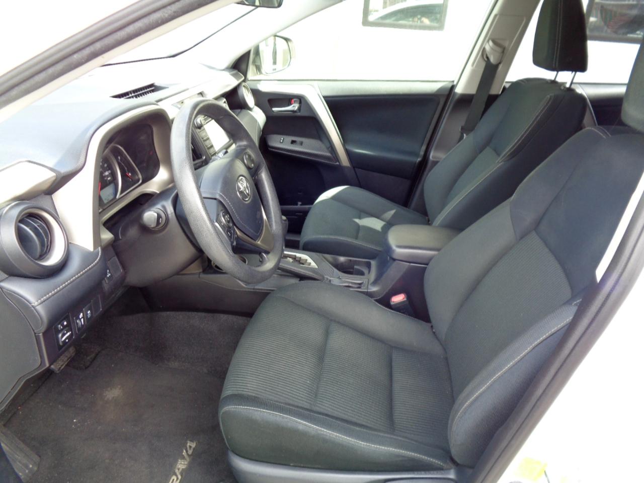 Toyota RAV4 XLE AWD 2015