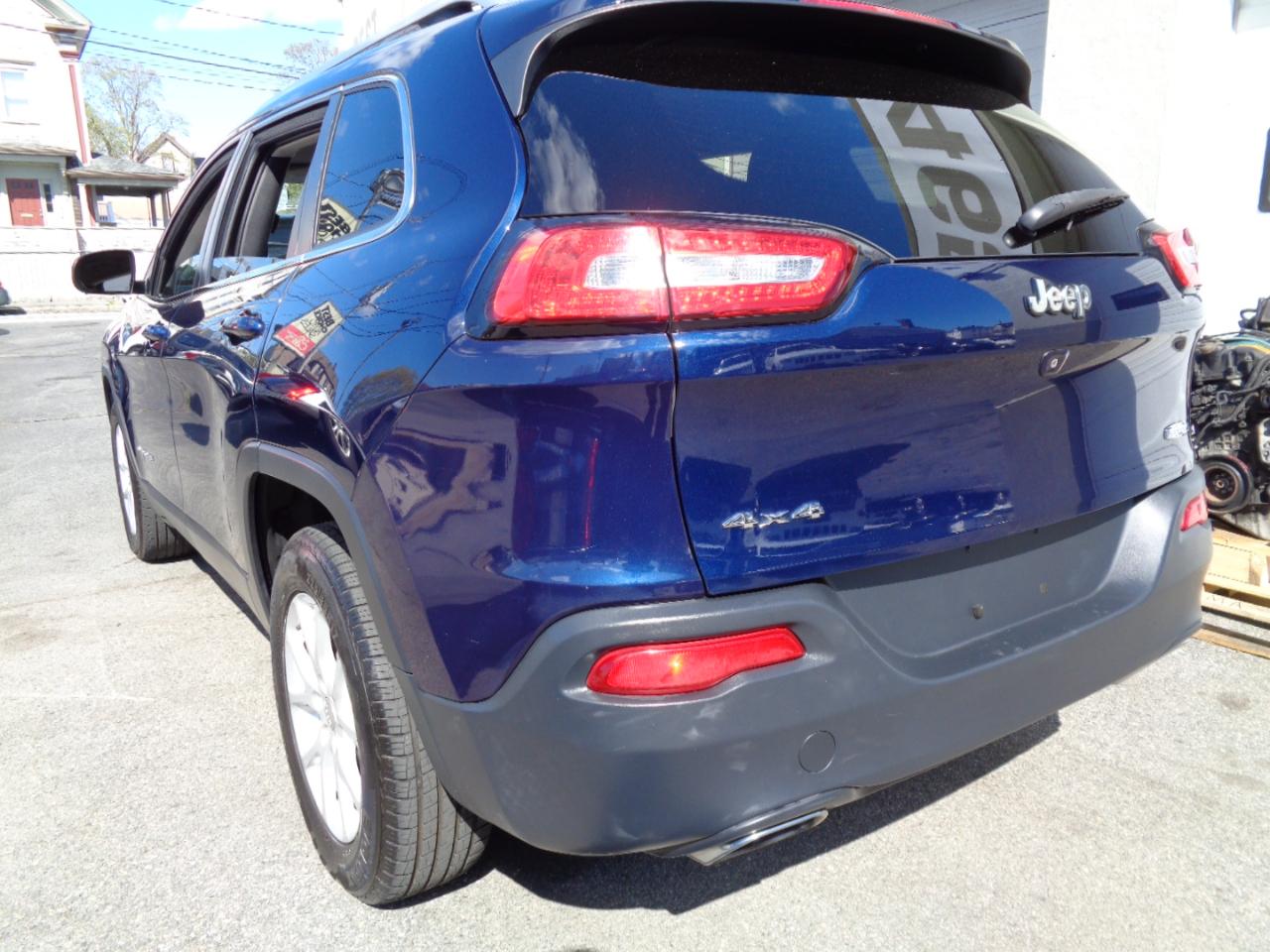 Jeep Cherokee Latitude 4WD 2015