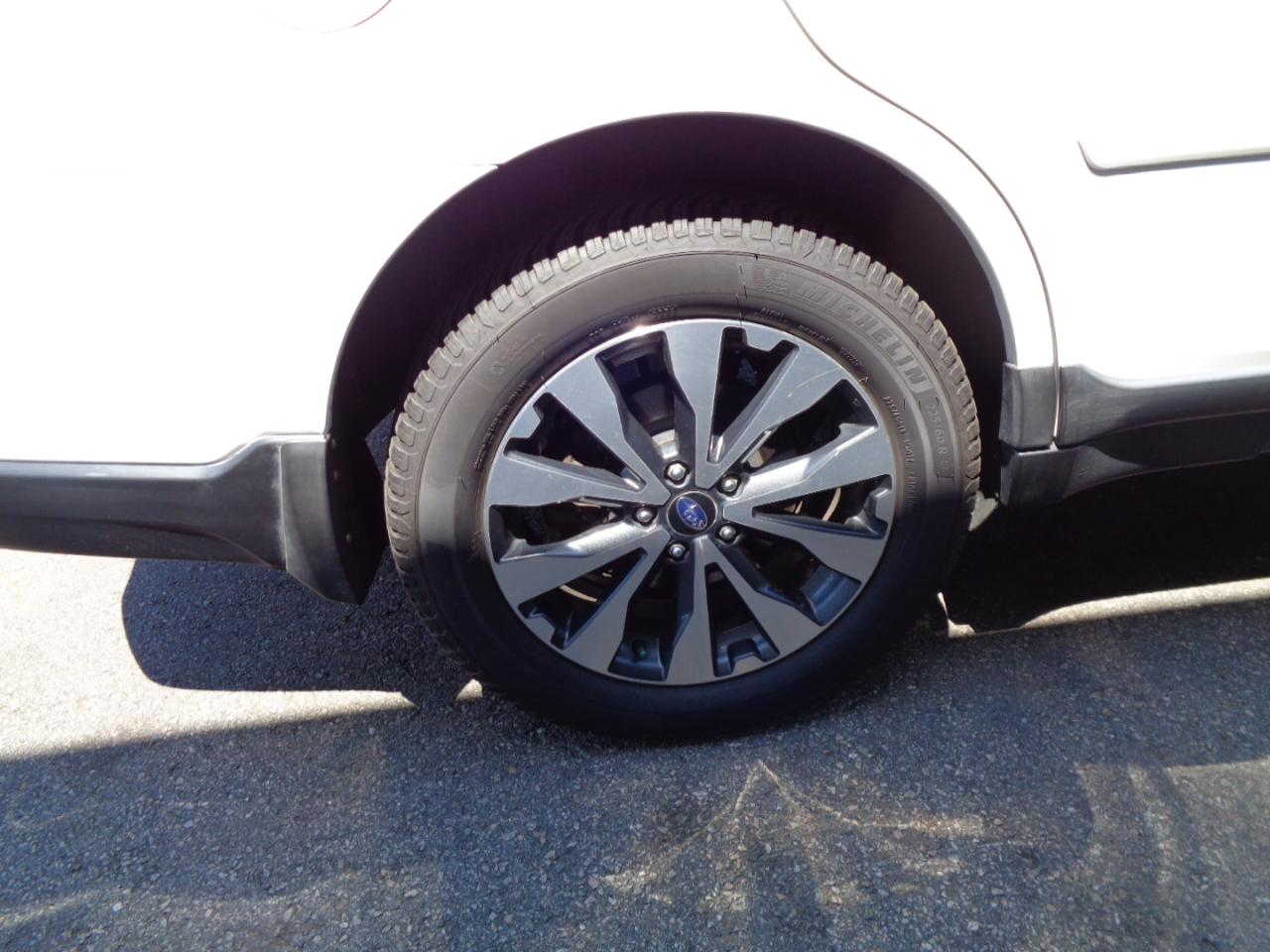 Subaru Outback 2.5i Limited 2015