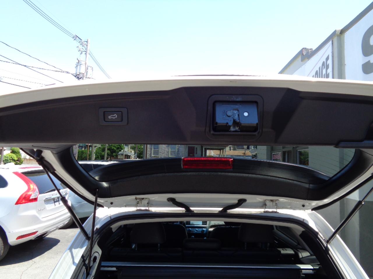 Subaru Outback 2.5i Limited 2015