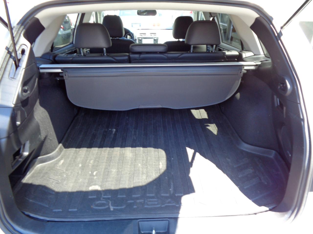 Subaru Outback 2.5i Limited 2015