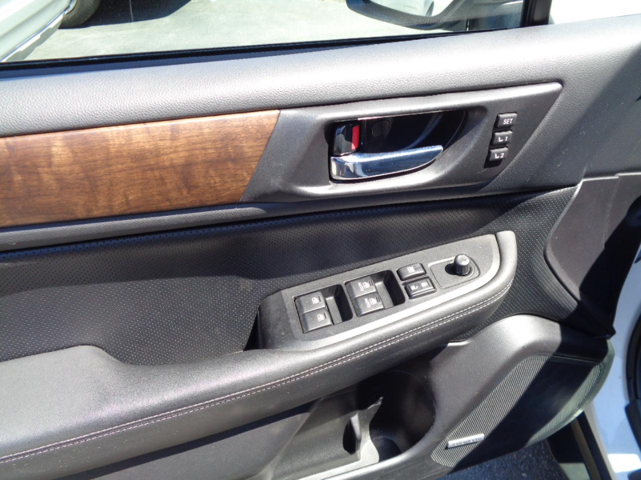 Subaru Outback 2.5i Limited 2015