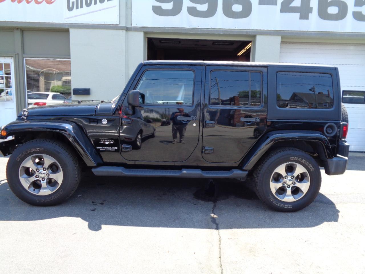 Jeep Wrangler Unlimited Sahara 4WD 2016