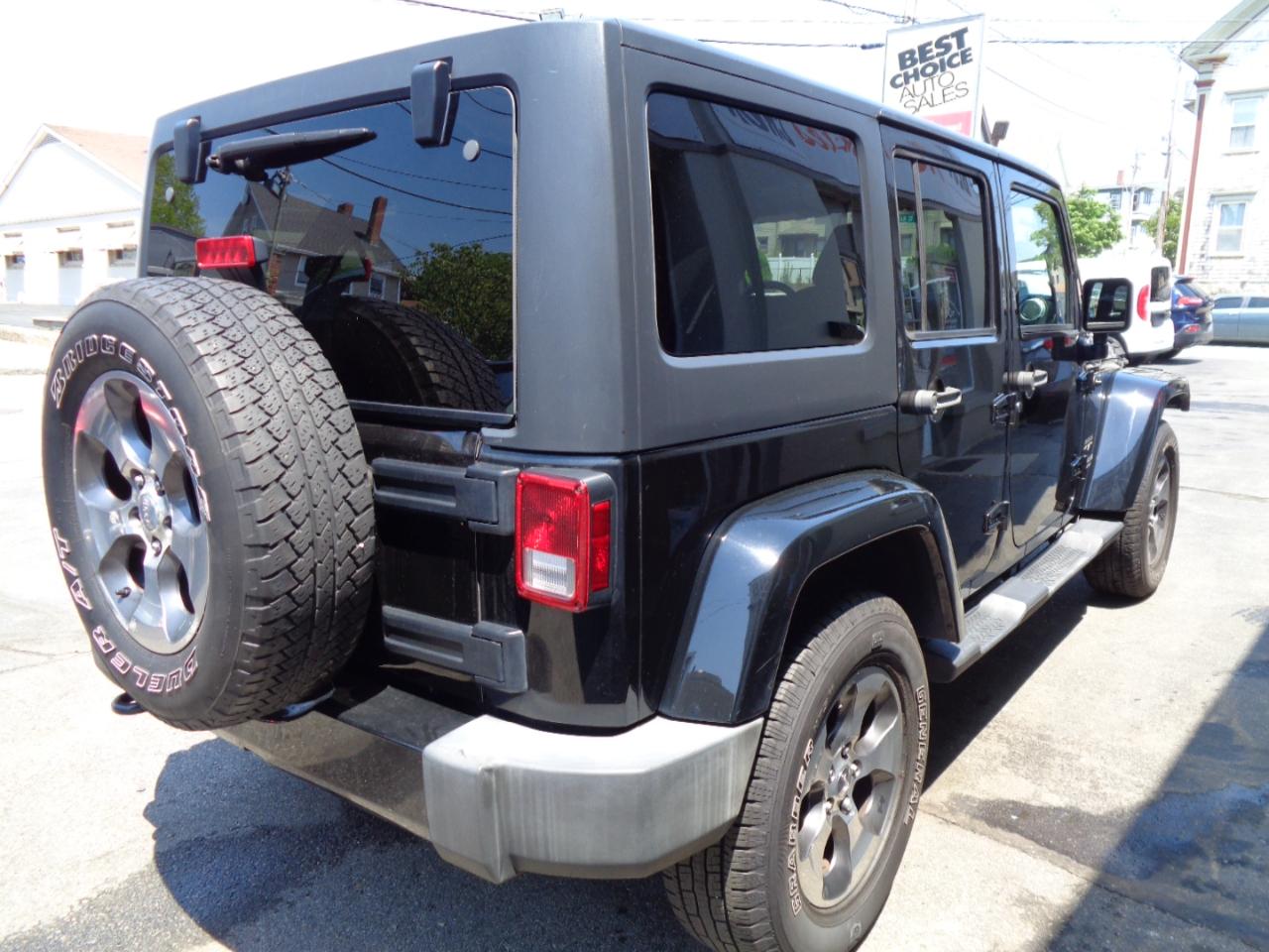 Jeep Wrangler Unlimited Sahara 4WD 2016