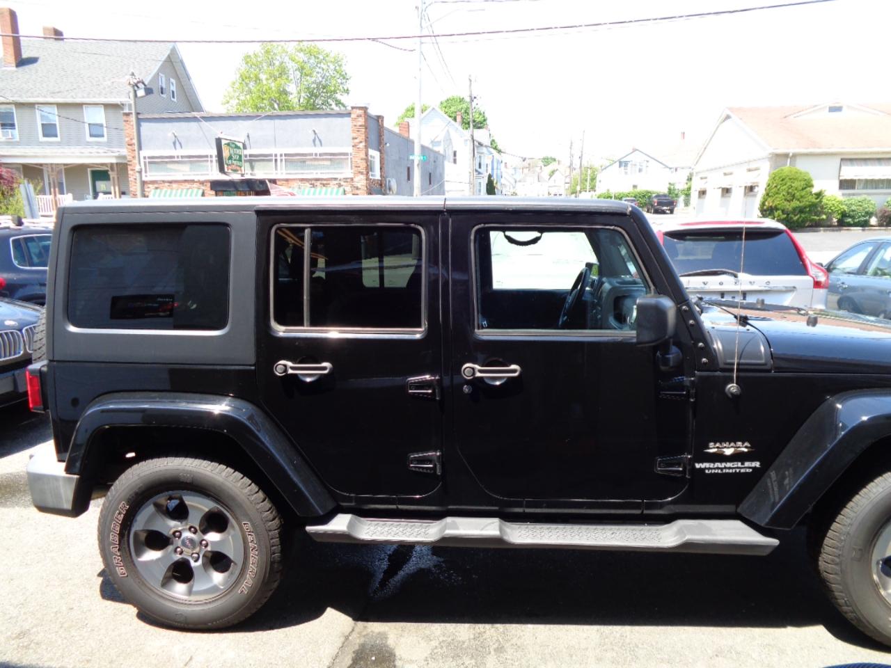 Jeep Wrangler Unlimited Sahara 4WD 2016
