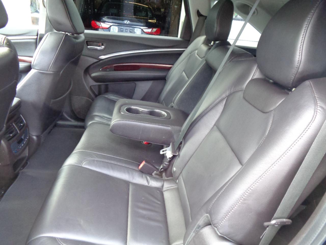 Acura MDX SH-AWD 9-Spd AT w/Tech Package 2016