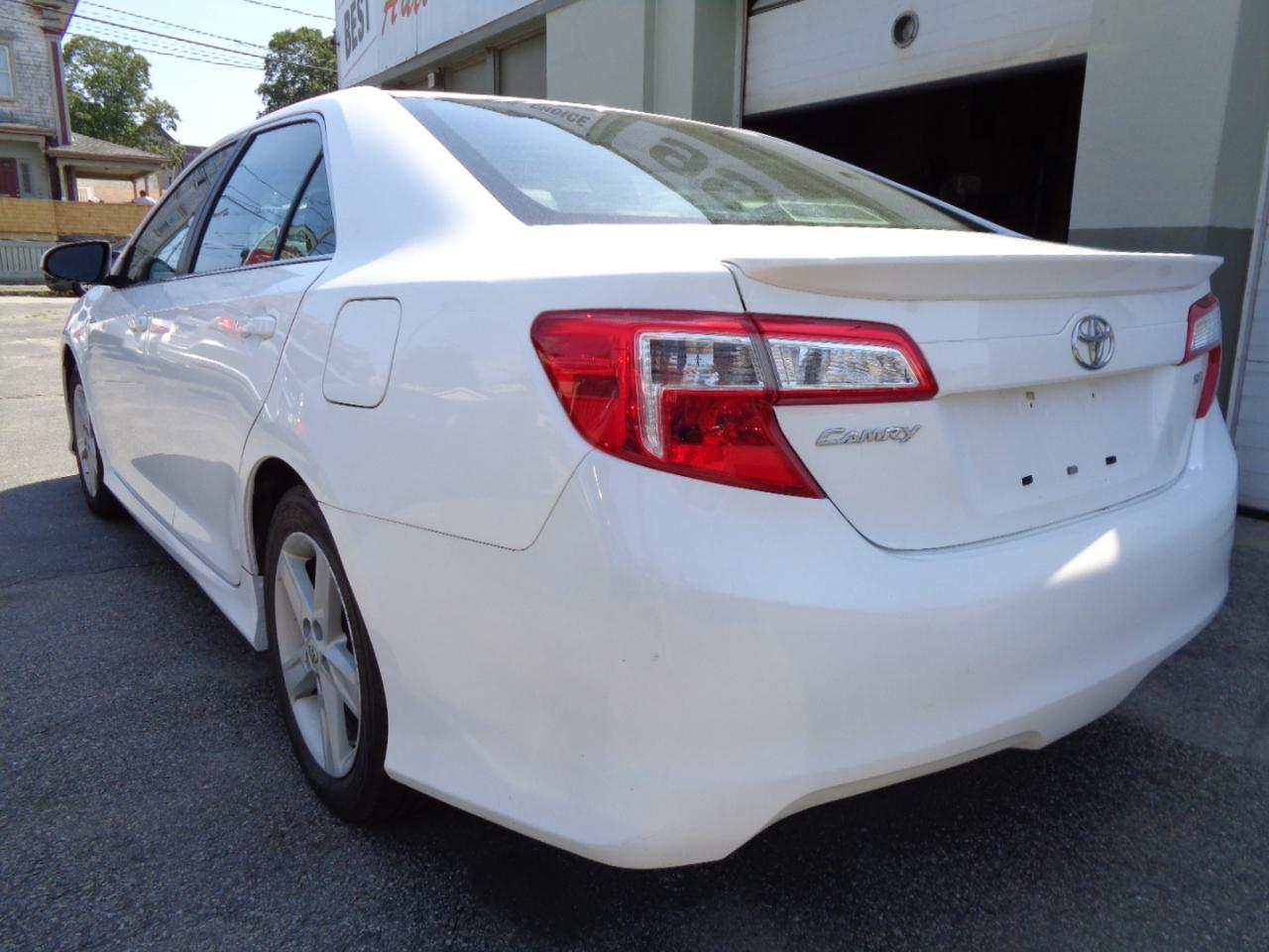 Toyota Camry XLE 2013
