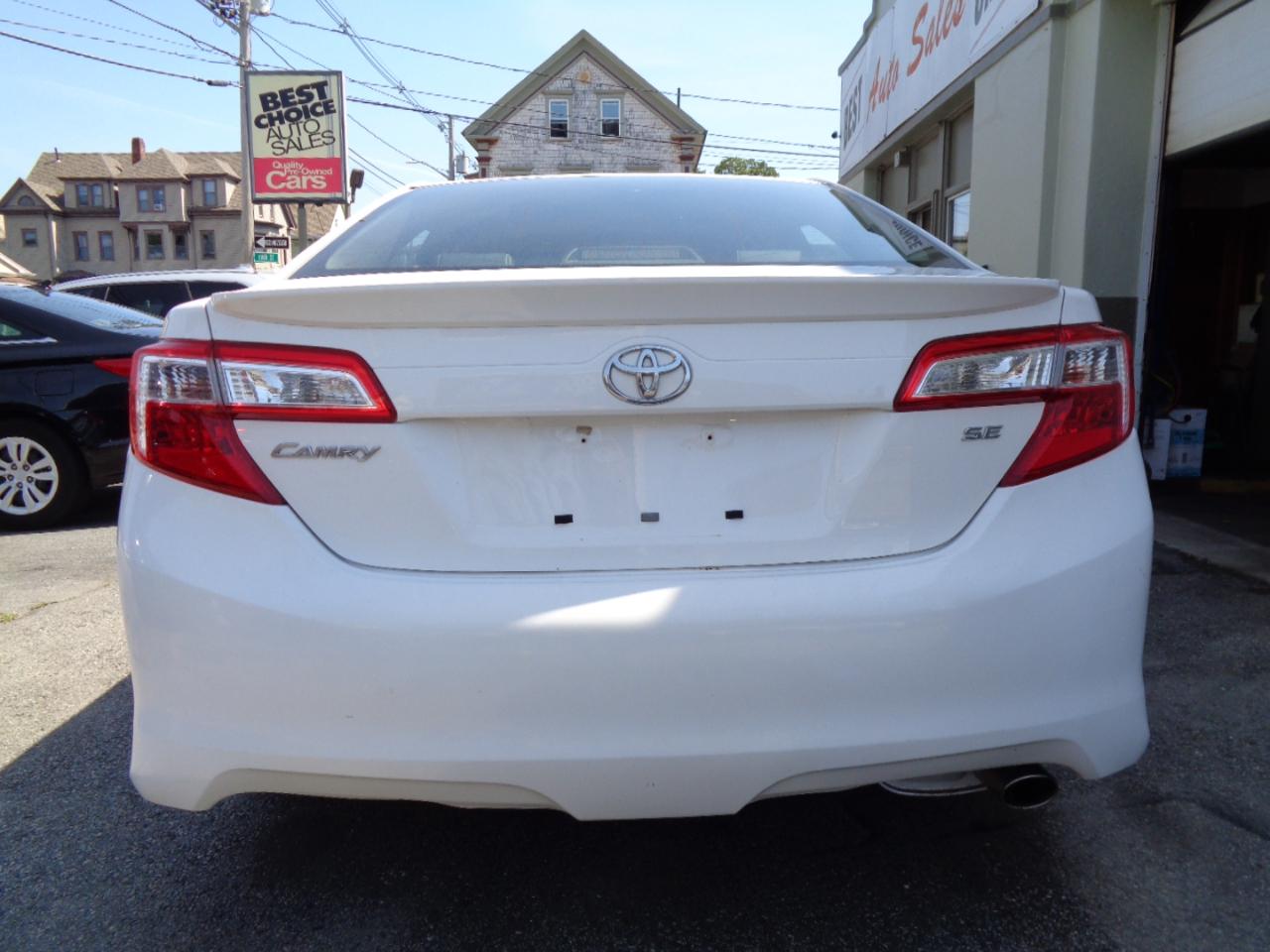 Toyota Camry XLE 2013