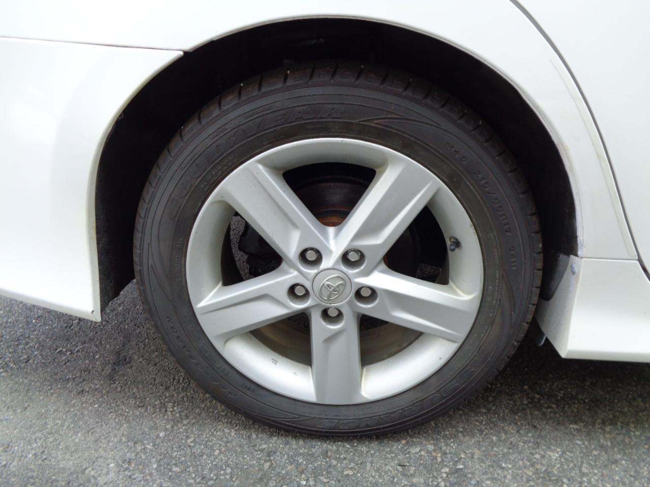Toyota Camry XLE 2013