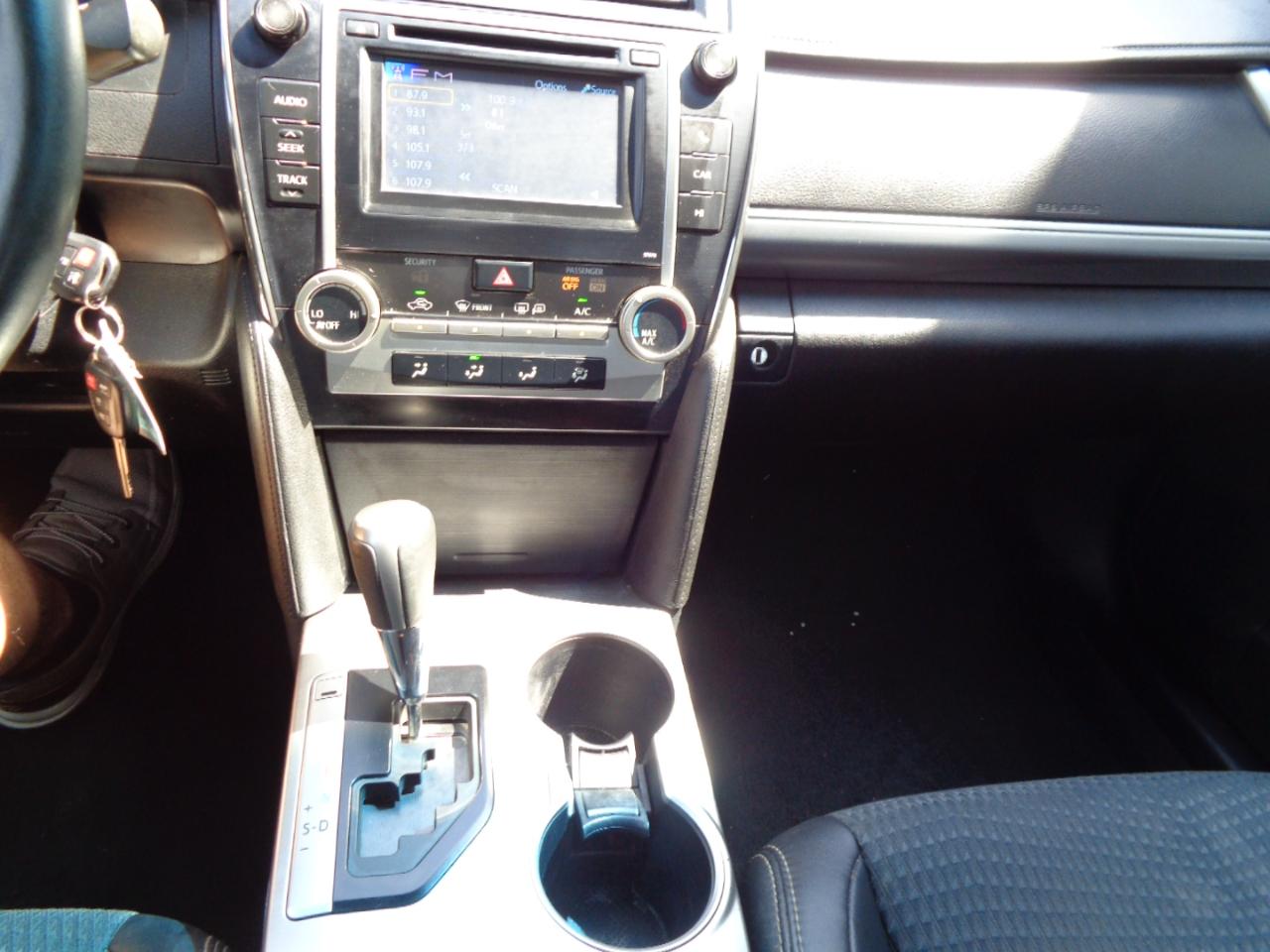 Toyota Camry XLE 2013