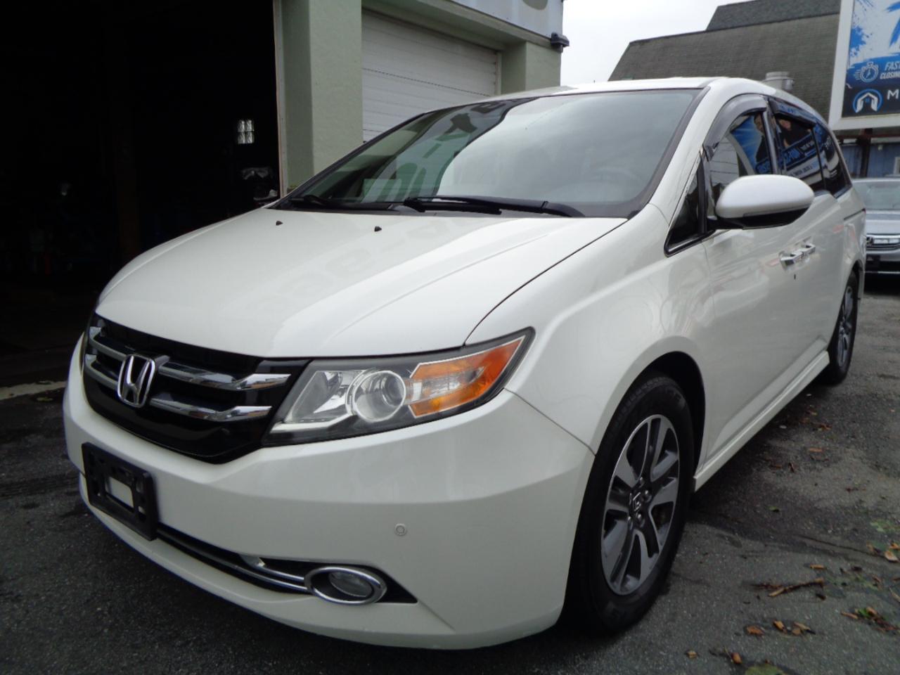Honda Odyssey Touring 2015