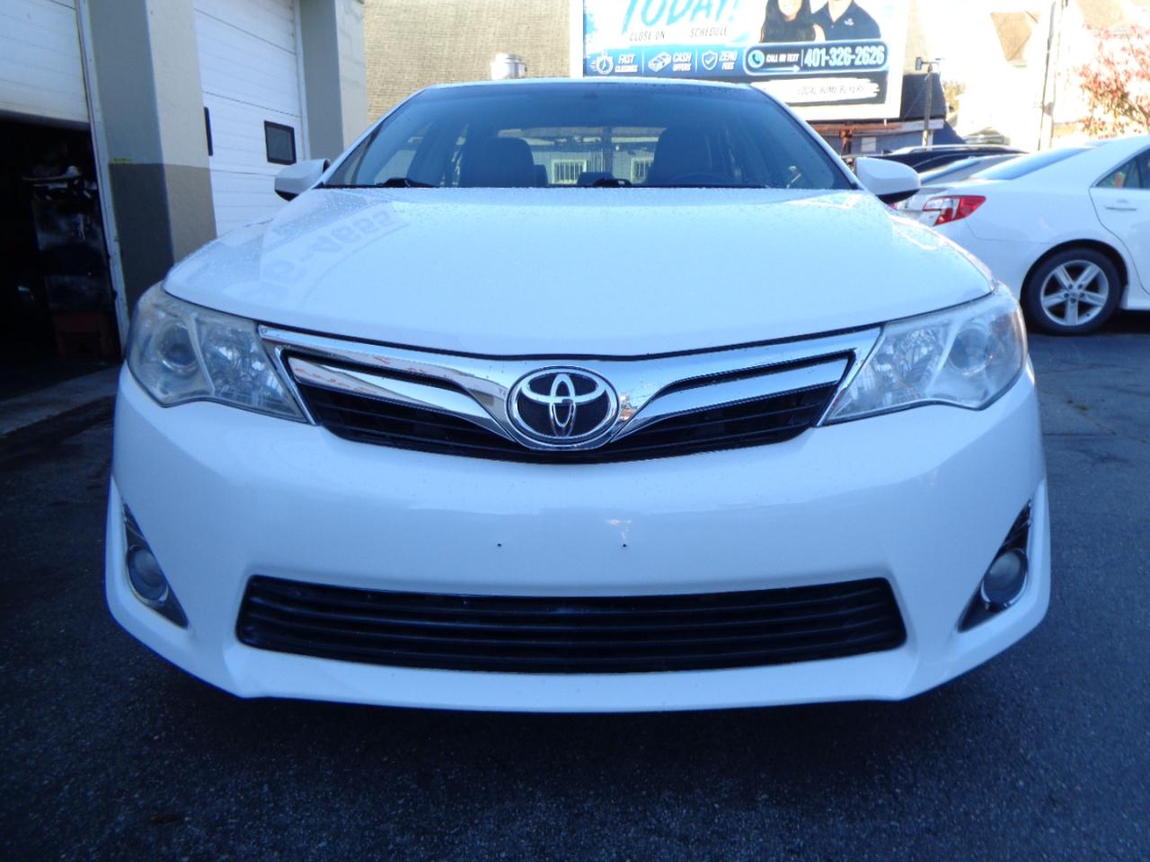 Toyota Camry XLE V6 2012