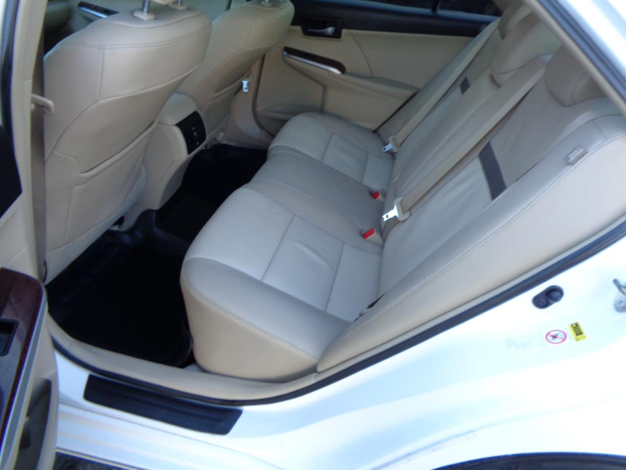 Toyota Camry XLE V6 2012