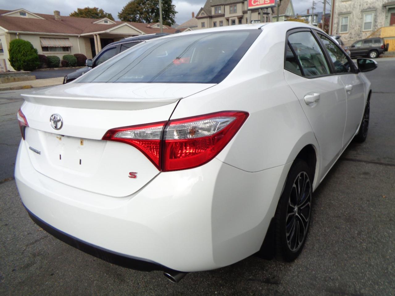 Toyota Corolla S Premium CVT 2015