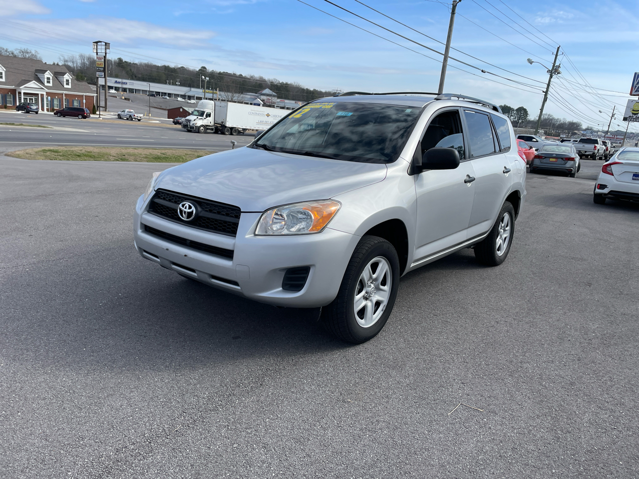 Toyota RAV4 Base I4 2WD 2012