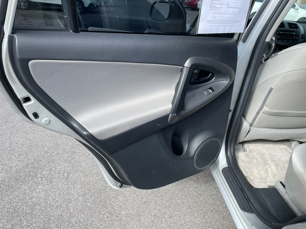 Toyota RAV4 Base I4 2WD 2012