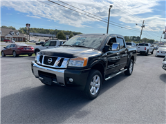 2015 Nissan Titan  2015 Nissan Titan