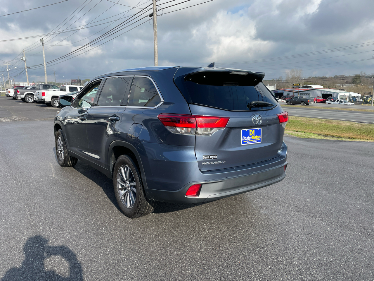 Toyota Highlander SE FWD V6 2019