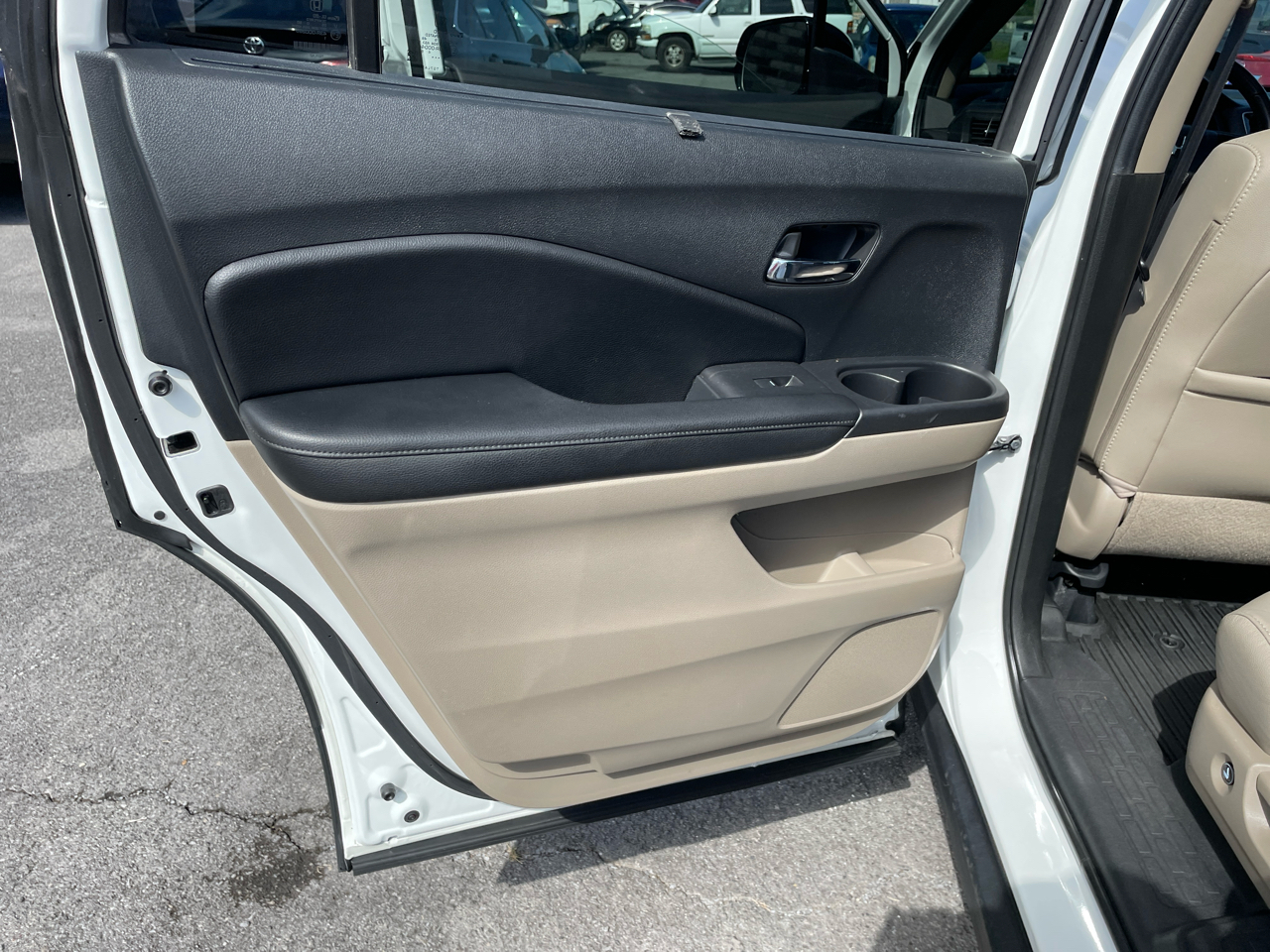 Honda Pilot Touring 2WD 2020 Honda Pilot Touring 2WD 2020