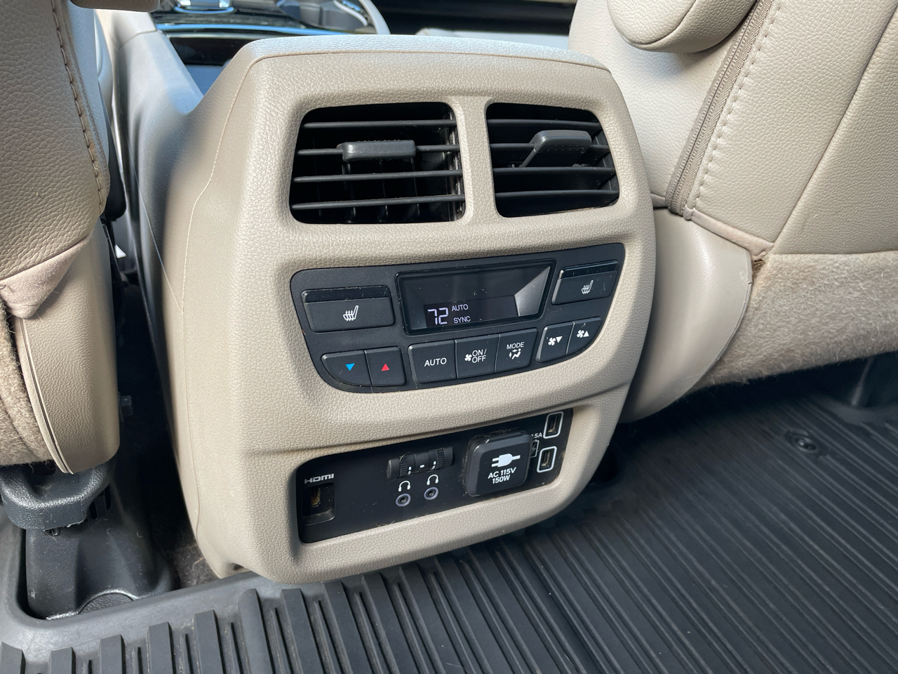 Honda Pilot Touring 2WD 2020 Honda Pilot Touring 2WD 2020