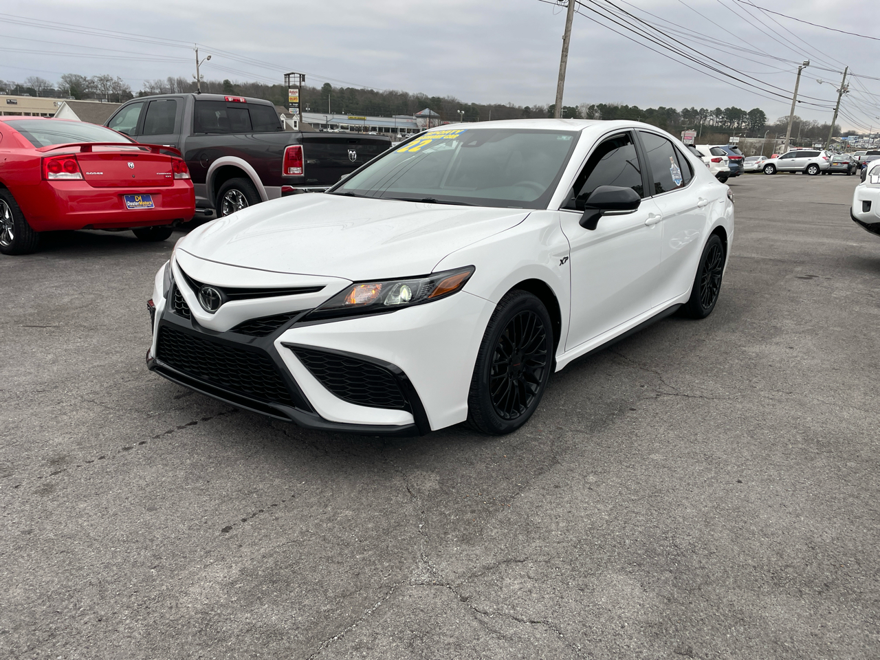 Toyota Camry SE 2022