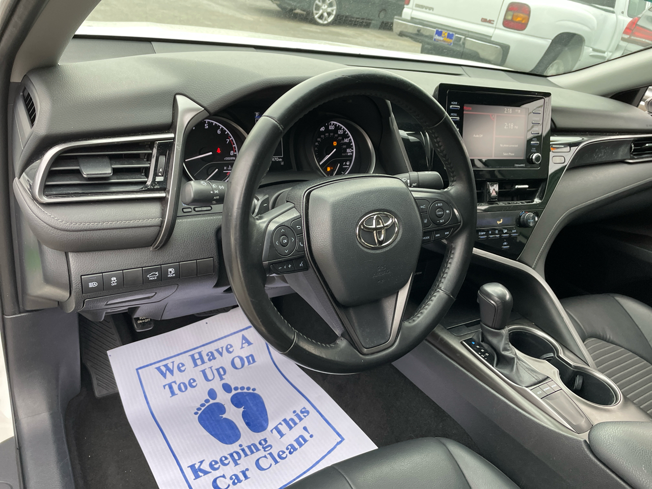 Toyota Camry SE 2022