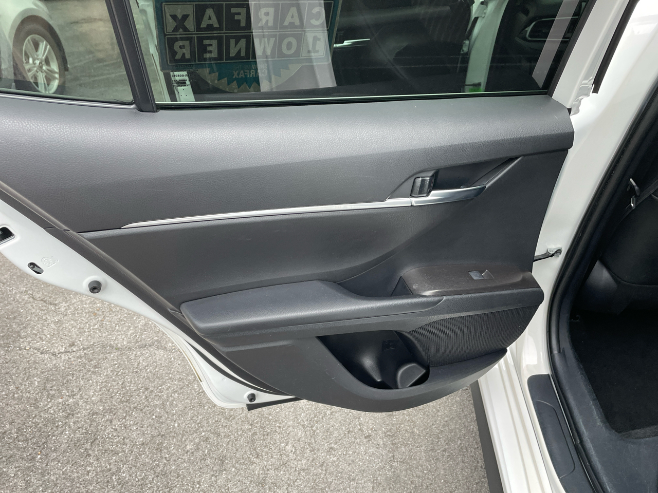 Toyota Camry SE 2022