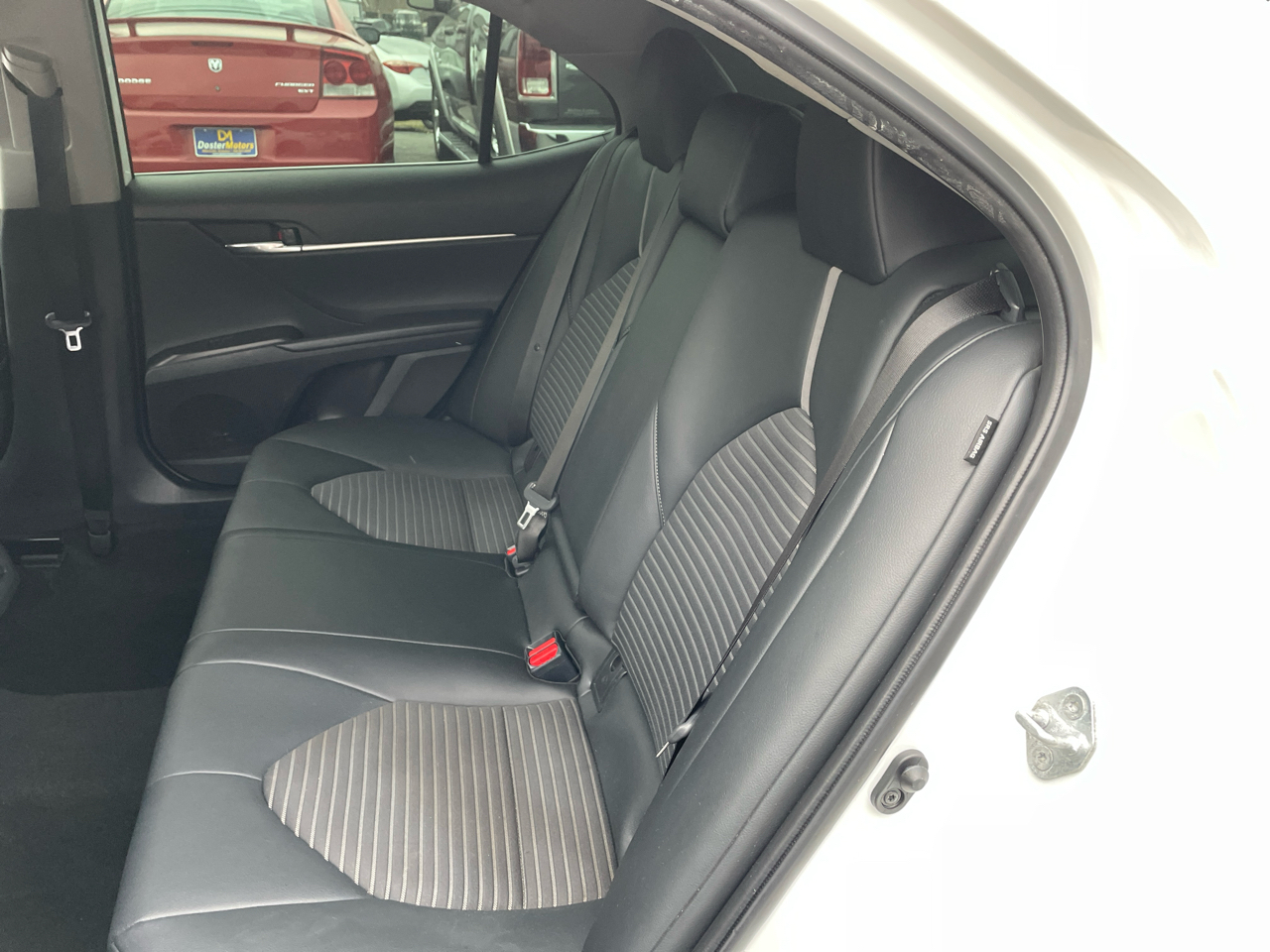 Toyota Camry SE 2022