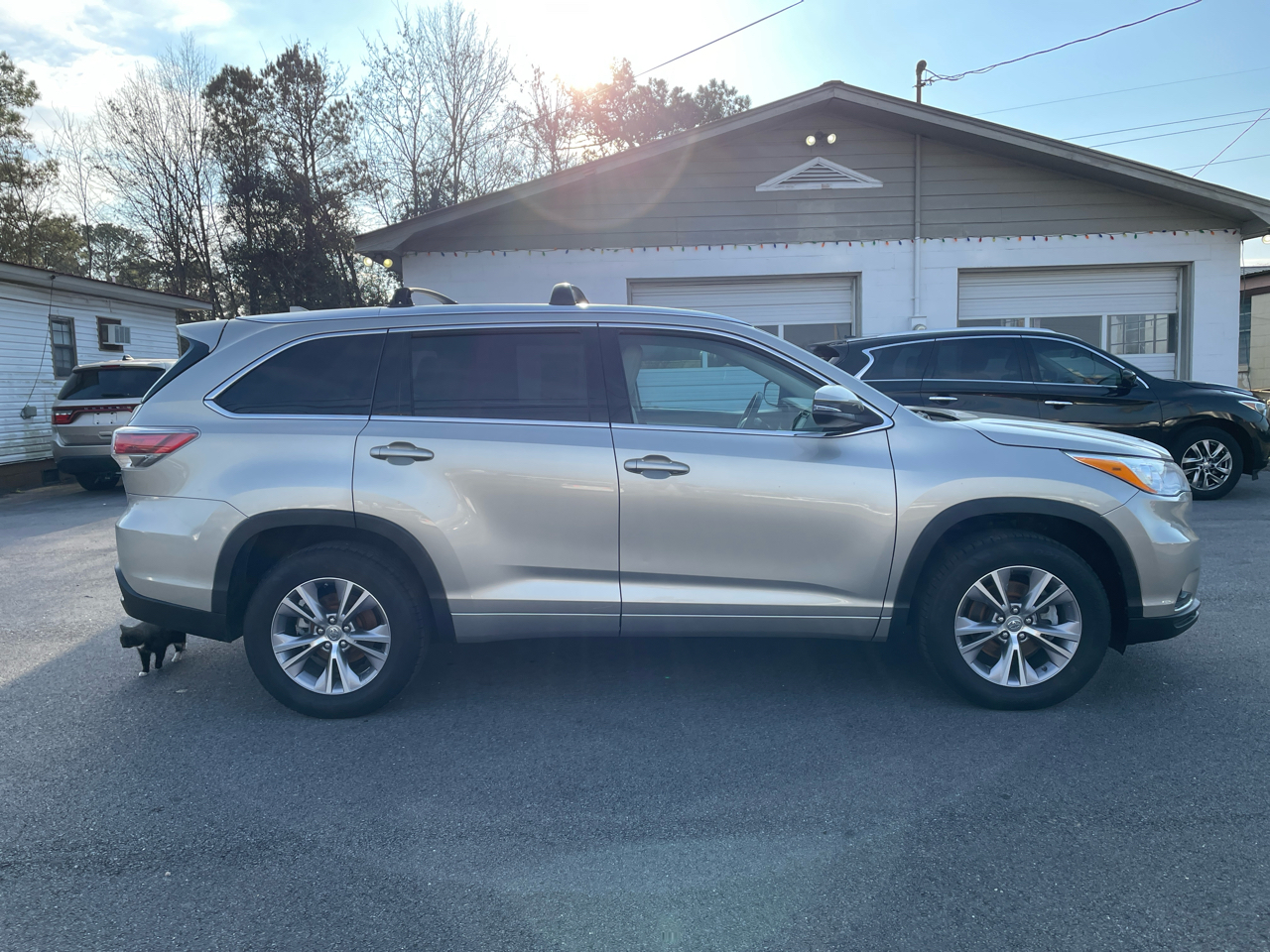 Toyota Highlander XLE FWD V6 2014