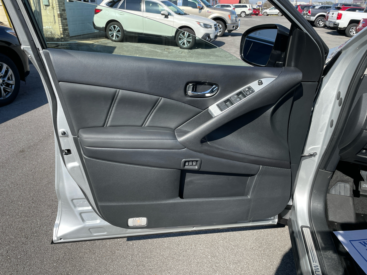 Nissan Murano SL 2011