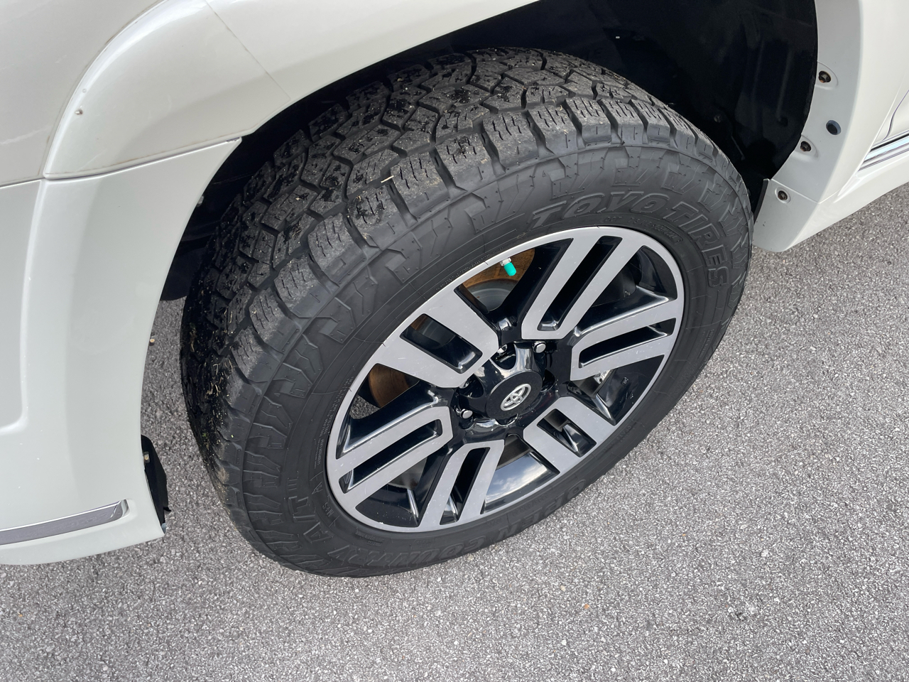 Toyota 4Runner SR5 2WD 2016