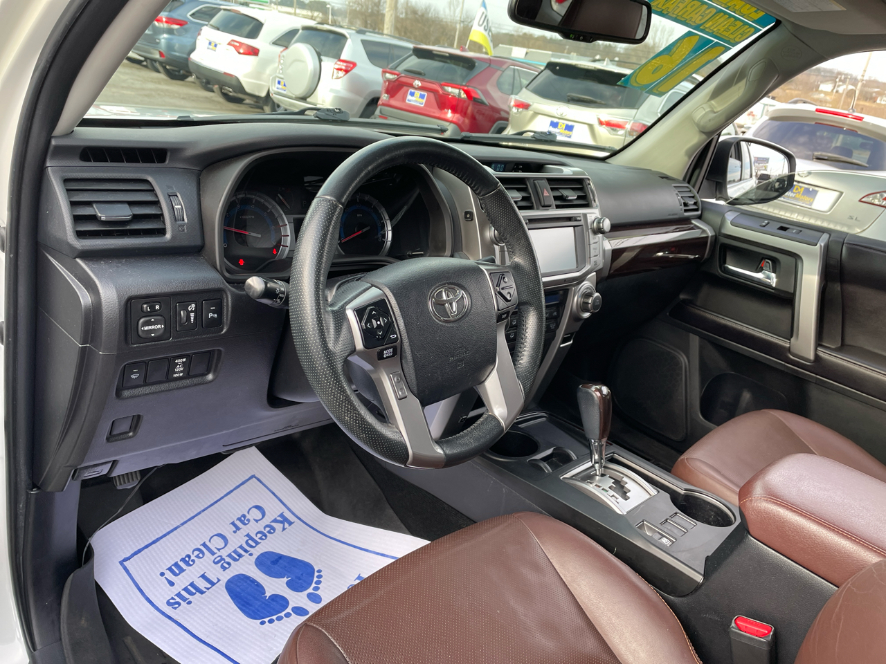 Toyota 4Runner SR5 2WD 2016