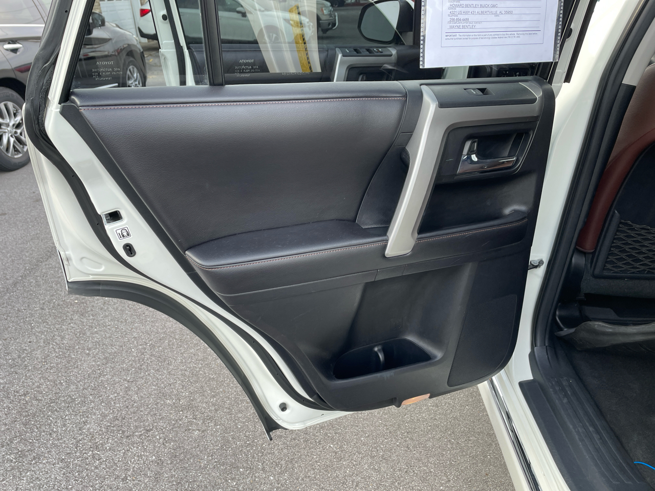 Toyota 4Runner SR5 2WD 2016