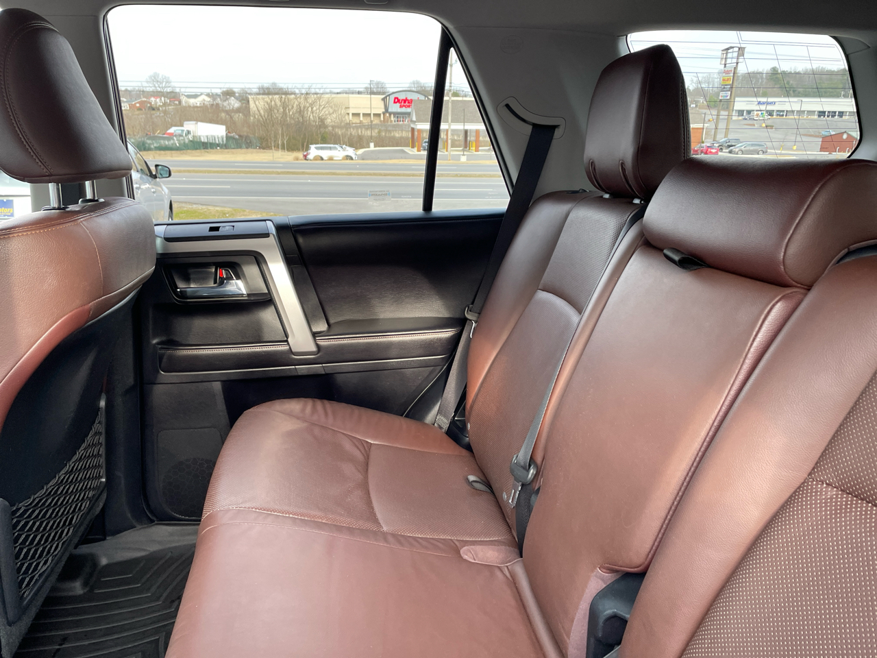 Toyota 4Runner SR5 2WD 2016