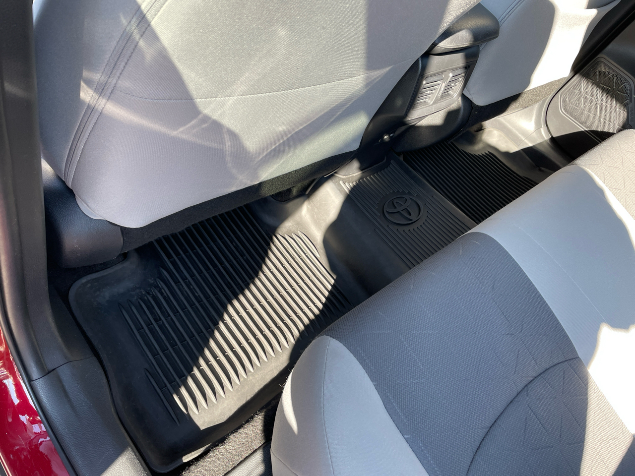 Toyota RAV4 XLE 2022