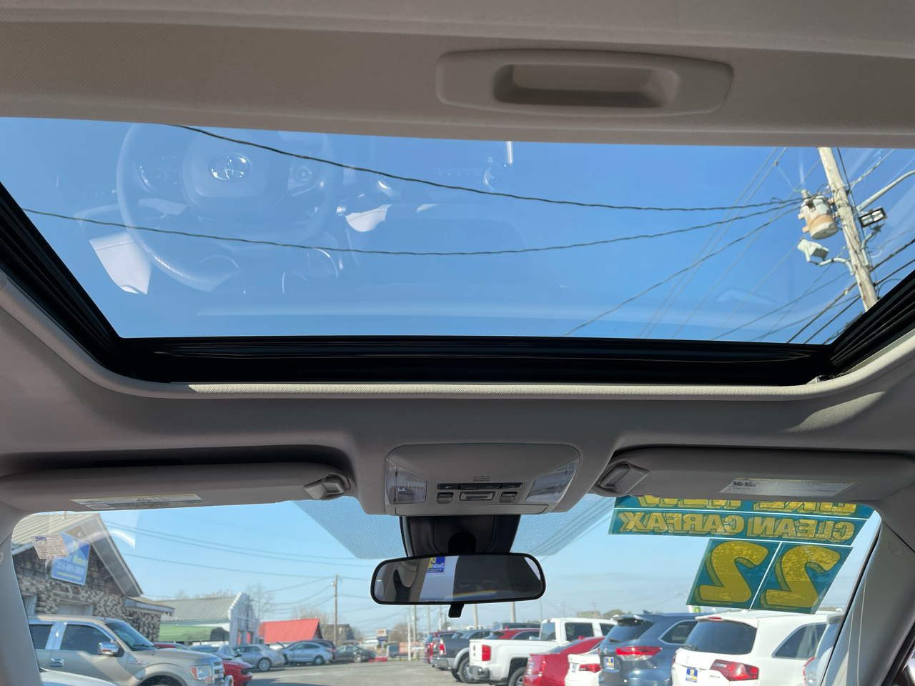 Toyota RAV4 XLE 2022