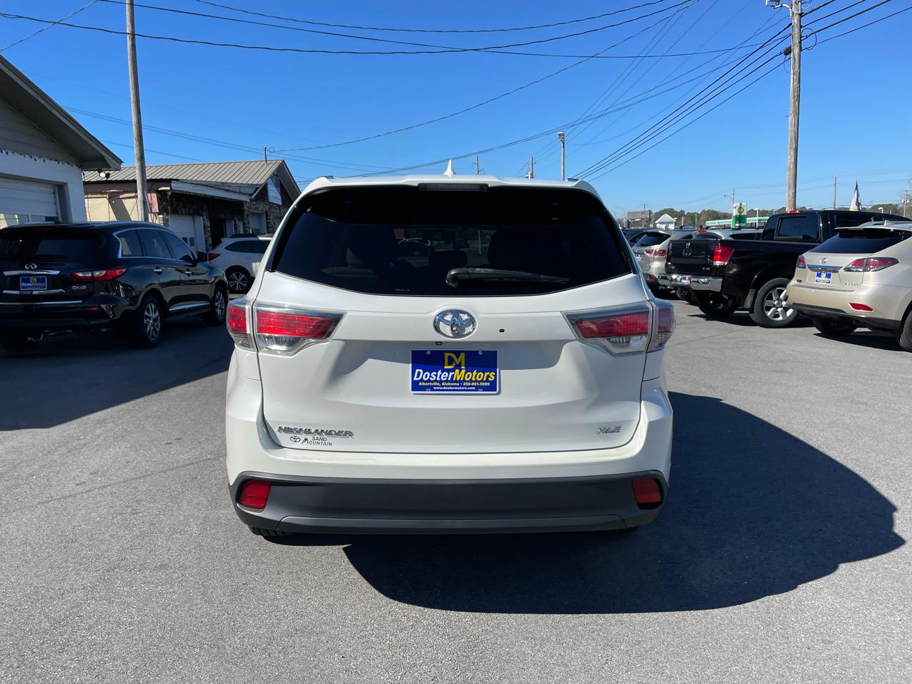 Toyota Highlander XLE FWD V6 2015